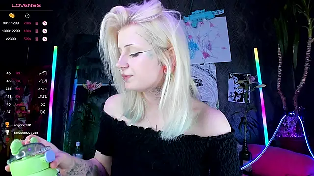 little grinch666 online show from March 2025 11:03:02 PM