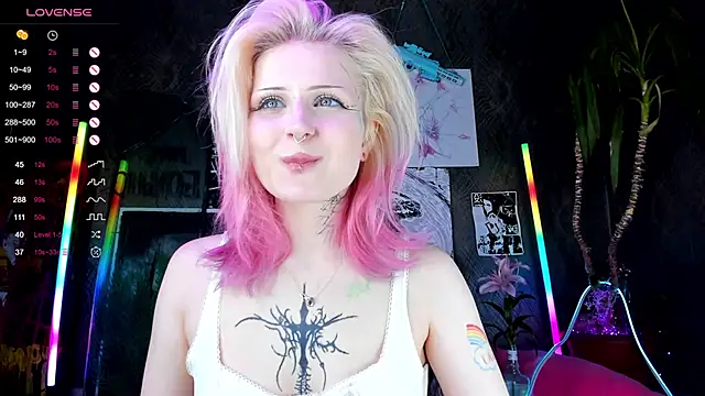 little grinch666 online show from March 2025 11:54:02 PM