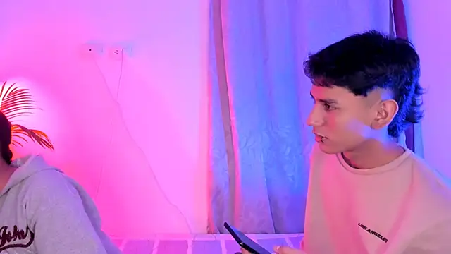 Levin Hikaru online show from November 2025 02:43:01 AM