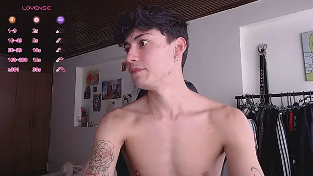 Amahd696 online show from November 2025 01:44:02 PM