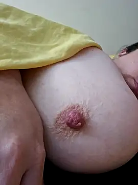 Snapshot of ashezjxm8698 chatting on November 2025 10:27:01 AM ashezjxm8698 online show from November 2025 10:27:01 AM