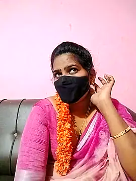 melina214 online show from February 2025 05:07:01 PM