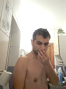 Snapshot of hornny1995 chatting on December 2024 05:02:01 PM hornny1995 online show from December 2024 05:02:01 PM