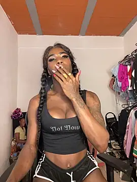 Richchocolatesweet  online show from September 2025 12:46:02 AM