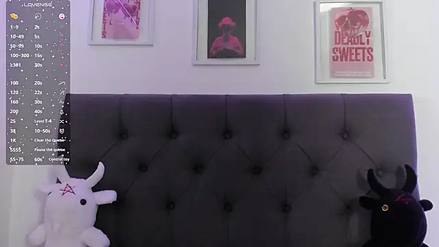 Snapshot of IsadoraGalle_ chatting on February 2026 09:46:01 PM IsadoraGalle online show from February 2026 09:46:01 PM