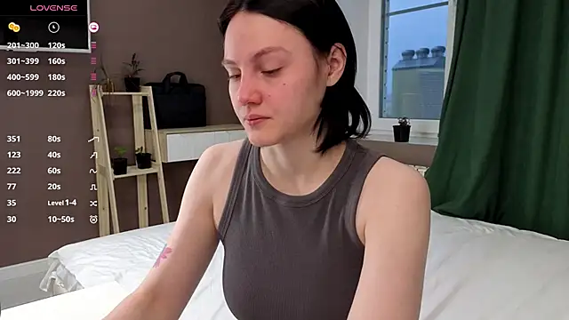 Snapshot of MaryCoopeer chatting on November 2025 05:06:01 AM MaryCoopeer online show from November 2025 05:06:01 AM