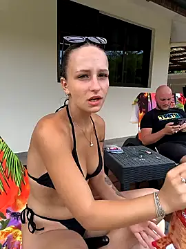 emma4xxx online show from February 2025 07:49:01 PM