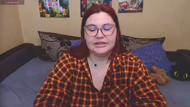 JuliaKeln online show from April 2026 07:07:02 PM