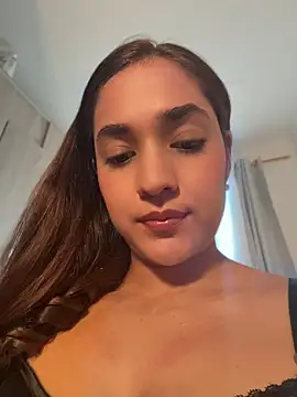 CuteeRose online show from May 2026 12:23:02 PM