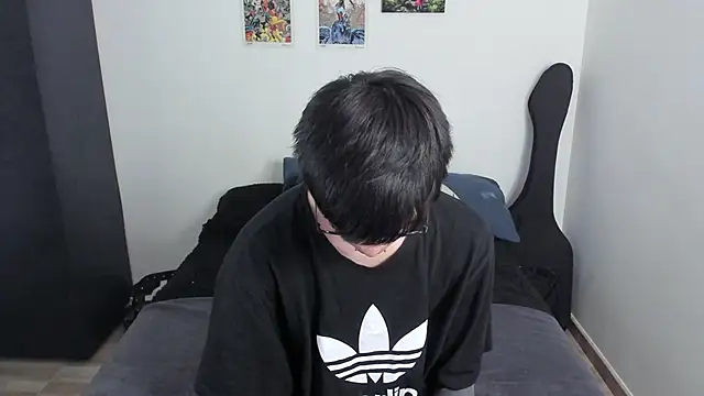 Aventure Twinks online show from September 2025 05:05:02 PM