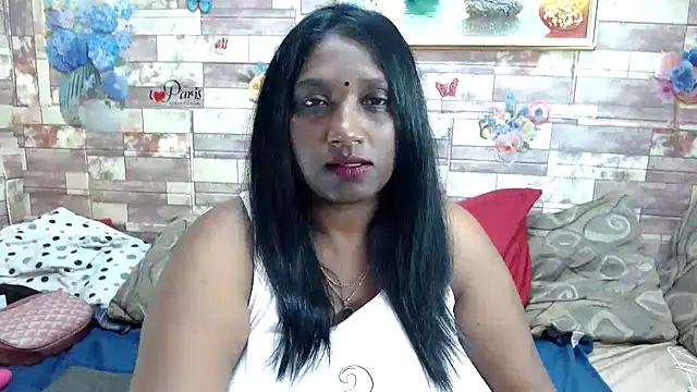 Snapshot of Indian_tracy chatting on November 2025 09:15:01 PM Indian tracy online show from November 2025 09:15:01 PM