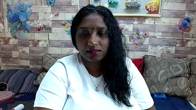 Snapshot of Indian_tracy chatting on November 2025 10:41:02 AM Indian tracy online show from November 2025 10:41:02 AM