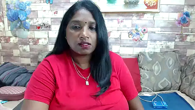 Snapshot of Indian_tracy chatting on November 2025 09:52:02 AM Indian tracy online show from November 2025 09:52:02 AM