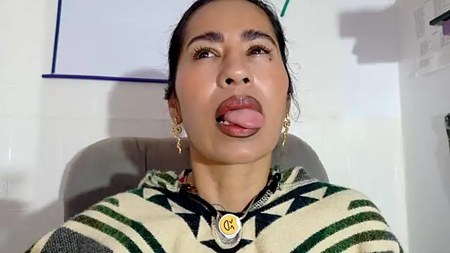 fantasty nylon online show from November 2025 11:42:01 AM