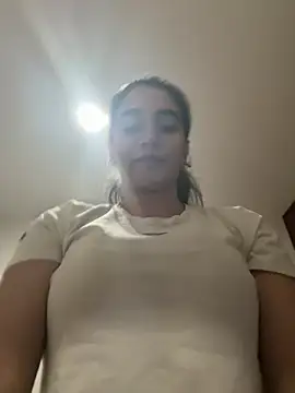 Snapshot of ZarahEvans chatting on February 2025 04:11:01 PM ZarahEvans online show from February 2025 04:11:01 PM