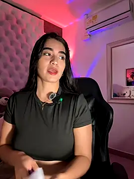 ZarahEvans online show from November 2025 03:59:01 PM