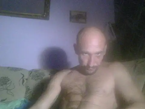 Snapshot of Smileboy698 chatting on September 2025 04:22:01 AM Smileboy698 online show from September 2025 04:22:01 AM
