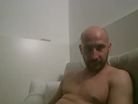 Snapshot of Smileboy698 chatting on May 2026 03:03:01 AM Smileboy698 online show from May 2026 03:03:01 AM