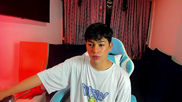 Snapshot of Franco_Rizzo_ chatting on January 2025 12:17:01 AM Franco Rizzo  online show from January 2025 12:17:01 AM