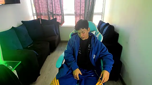 Snapshot of Franco_Rizzo_ chatting on January 2025 09:29:02 PM Franco Rizzo  online show from January 2025 09:29:02 PM