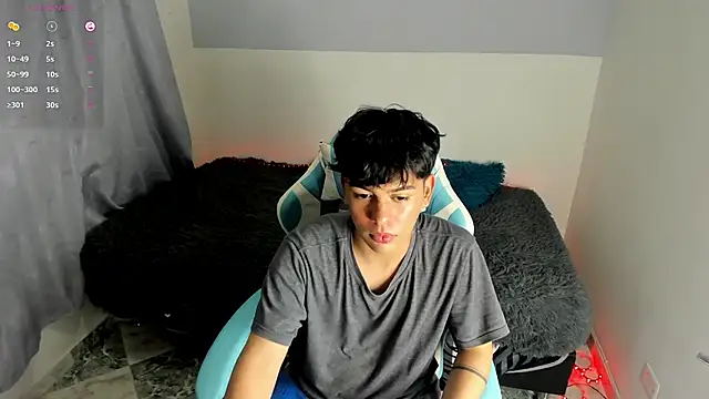 Snapshot of Franco_Rizzo_ chatting on March 2025 09:35:01 PM Franco Rizzo  online show from March 2025 09:35:01 PM