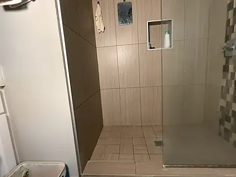 VixenCapri online show from December 2025 08:16:02 PM