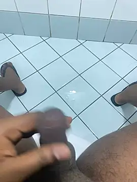 Snapshot of SLhotman chatting on March 2025 08:08:01 PM SLhotman online show from March 2025 08:08:01 PM