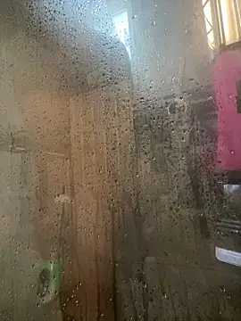 Snapshot of RoodoggXL chatting on January 2025 05:37:01 PM RoodoggXL online show from January 2025 05:37:01 PM