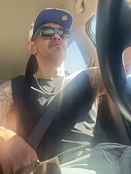 Snapshot of RoodoggXL chatting on February 2025 08:08:02 PM RoodoggXL online show from February 2025 08:08:02 PM