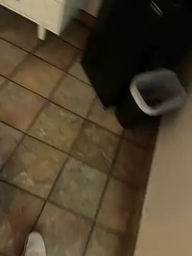 Snapshot of RoodoggXL chatting on February 2025 04:56:02 PM RoodoggXL online show from February 2025 04:56:02 PM