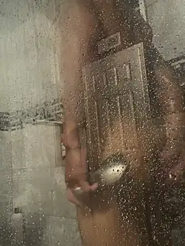 Snapshot of RoodoggXL chatting on February 2025 03:04:01 AM RoodoggXL online show from February 2025 03:04:01 AM