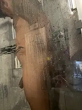 Snapshot of RoodoggXL chatting on November 2025 12:54:02 AM RoodoggXL online show from November 2025 12:54:02 AM