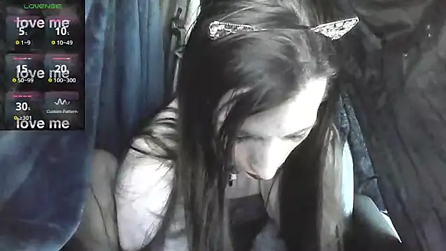 SmokeShow686 online show from December 2024 07:00:02 PM