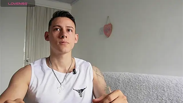 Muscle King Cum online show from April 2026 02:53:01 PM