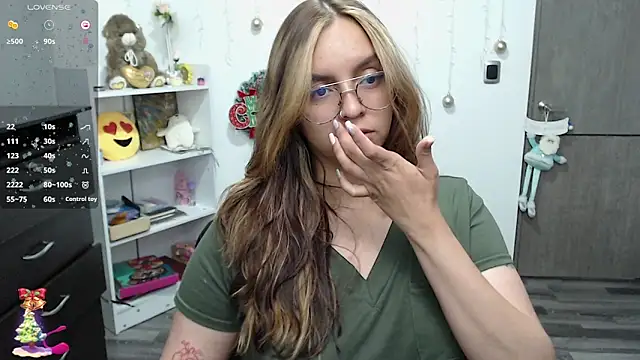 Valery7rose  online show from December 2024 02:44:02 AM