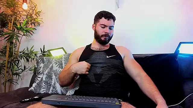 SebastianVilla  online show from July 2026 11:15:01 PM