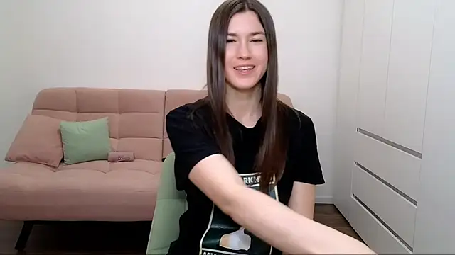 AliciaNewell online show from February 2025 12:03:02 PM