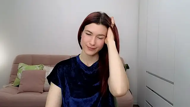 AliciaNewell online show from November 2025 08:47:01 AM