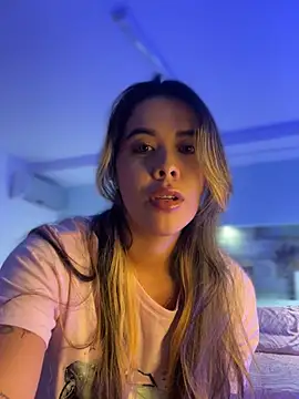 Emilia Bakerr online show from February 2025 06:48:02 PM