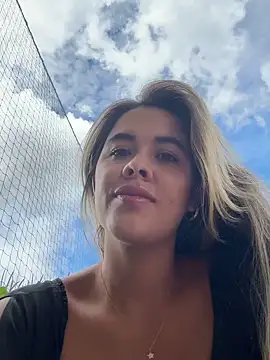 Emilia Bakerr online show from May 2026 07:55:02 PM