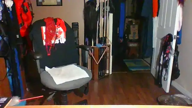 Snapshot of Daremeknot chatting on September 2025 09:23:02 AM Daremeknot online show from September 2025 09:23:02 AM