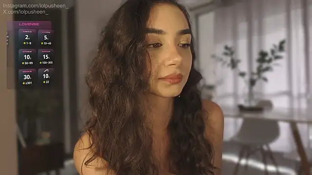 JulietteDee online show from July 2026 09:41:02 PM