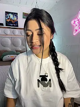 lucianaroy online show from January 2025 12:51:02 AM