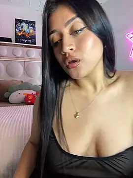 lucianaroy online show from January 2025 03:23:01 AM