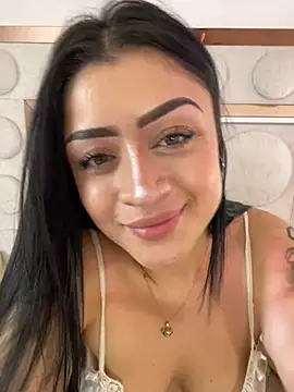 lucianaroy online show from February 2025 07:47:02 PM