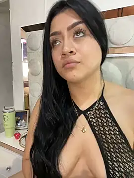 lucianaroy online show from March 2025 11:15:02 PM