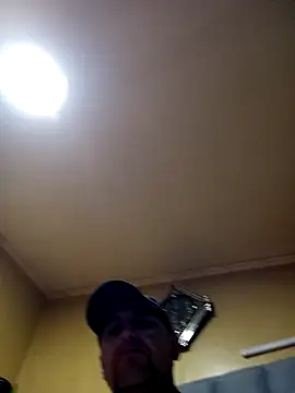 Snapshot of TrainedFinder5 chatting on November 2025 05:45:01 PM TrainedFinder5 online show from November 2025 05:45:01 PM