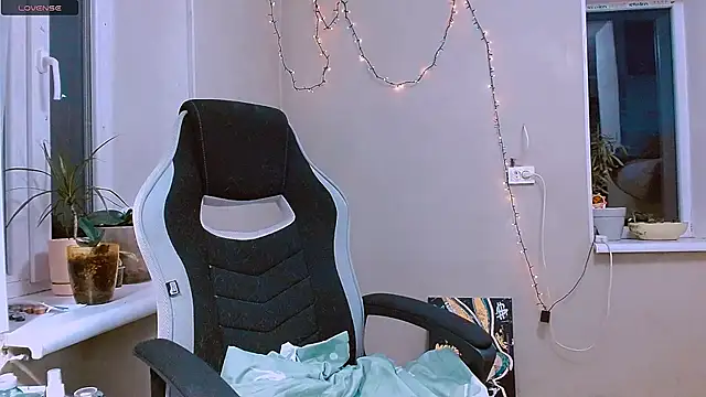 RosaJil online show from November 2025 02:52:02 PM