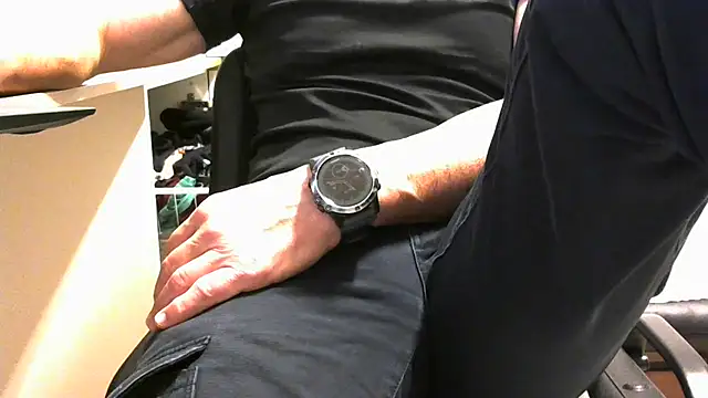 Snapshot of bycho chatting on October 2025 10:19:02 AM bycho online show from October 2025 10:19:02 AM