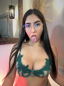 MarianaBenz online show from March 2025 03:33:02 AM